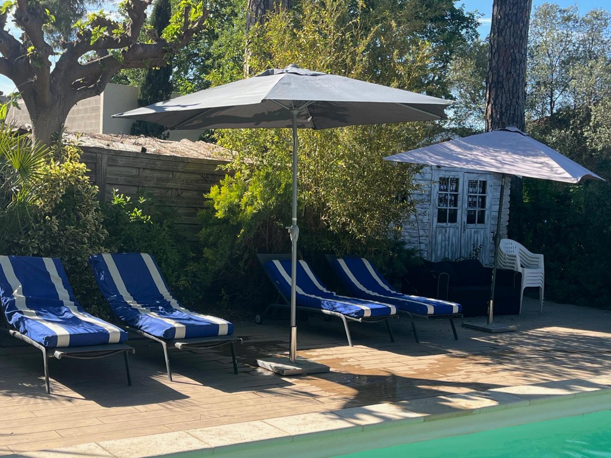 - Mas Saint-louis - Piscine Chauffee